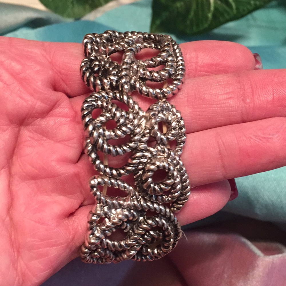 Vintage Metal Stretch Bracelet Rodeo Rope Design - Picture 3 of 3